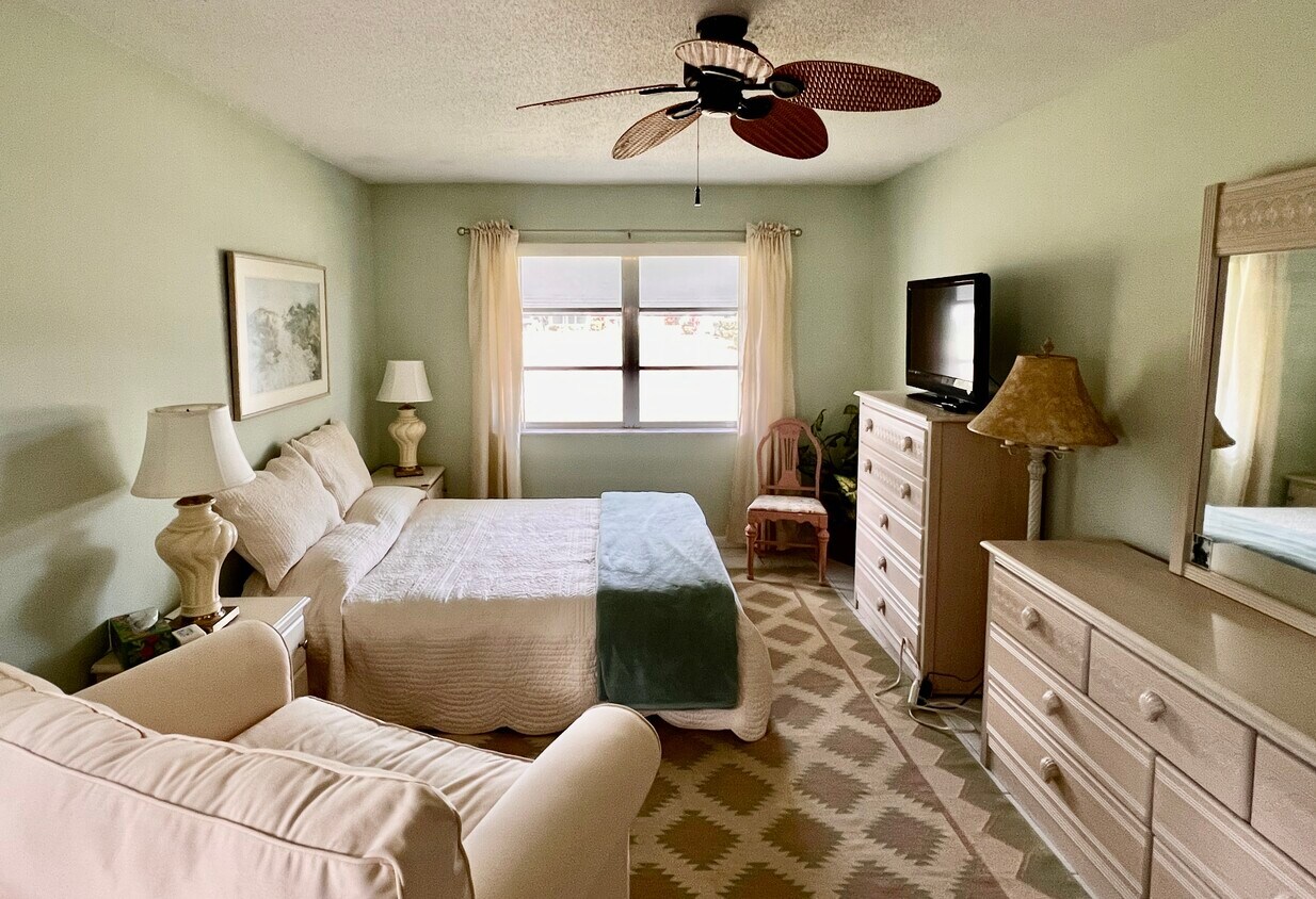 Photo - 430 High Point Dr (Delray Beach, FL)