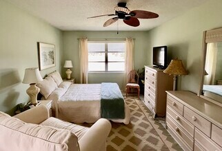 Building Photo - 430 High Point Dr