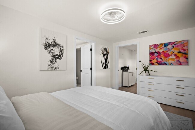 Foto del edificio - 3406 W Leroy St