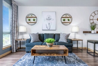 Building Photo - 1715 S McClellan St