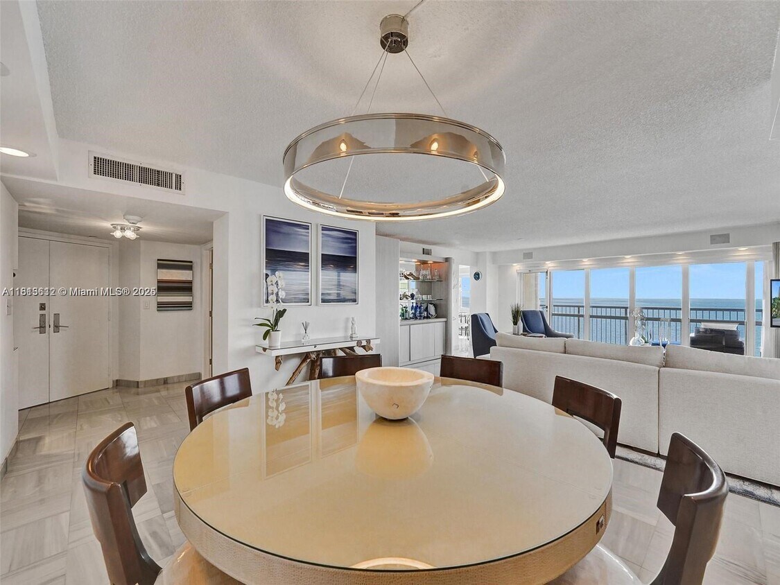 Foto principal - 1800 S Ocean Blvd