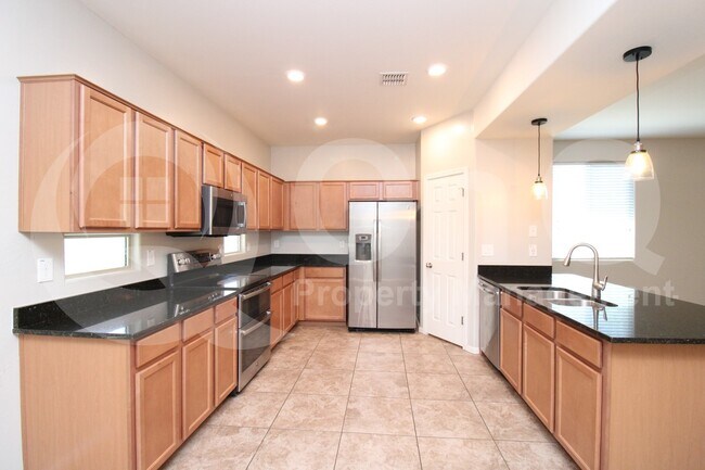 Building Photo - 5217 S 17th St