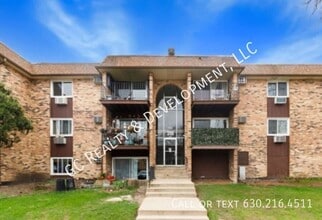 Building Photo - 735 Hill Dr