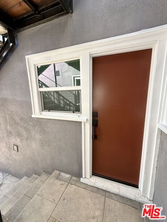 Foto del edificio - 5526 Franklin Ave