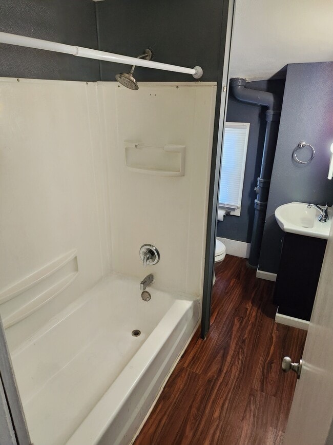 Foto del edificio - 1622 Ferry St