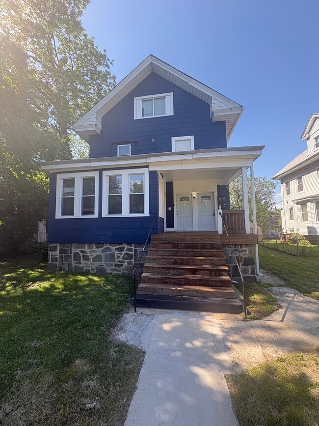 Building Photo - 2304 Tioga Pkwy