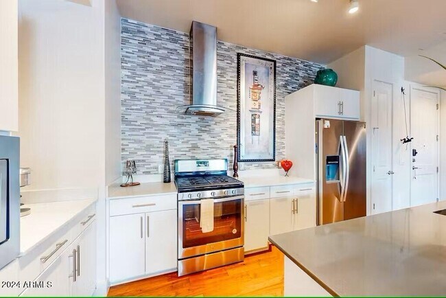 Foto del edificio - 3131 N Central Ave