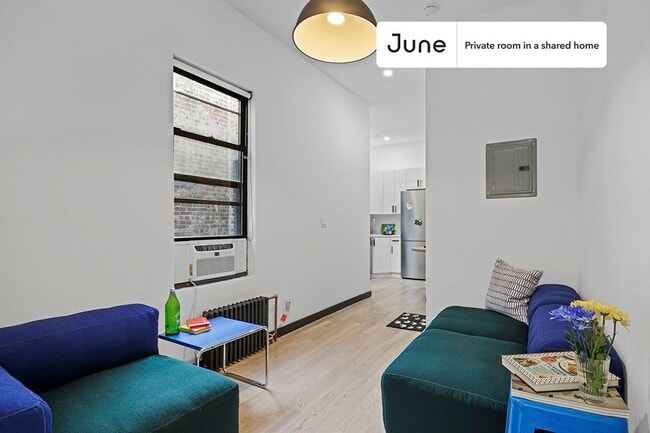 Foto del edificio - Room in Shared 3 bed/3 bath home