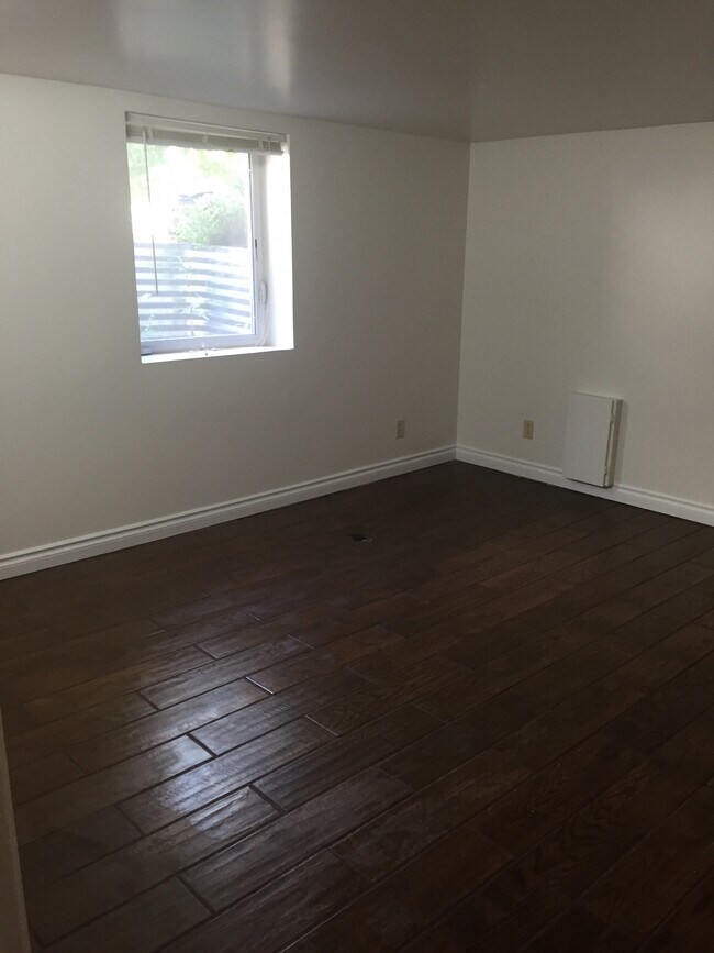 Foto del edificio - 1408 Oak St