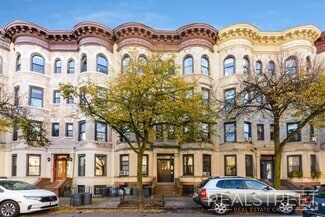 Building Photo - Lovely 2 BED in Park Slope near Prospect Park