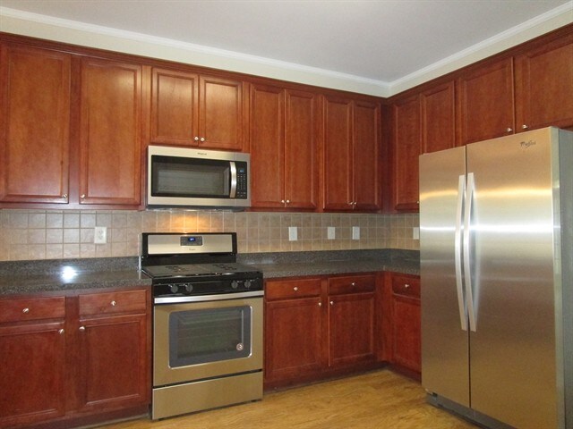 Foto del edificio - 298 Jarrod Oaks Ct
