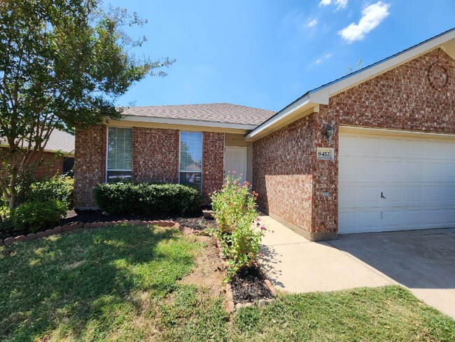 Foto del edificio - 8452 Trinity Vista Trail