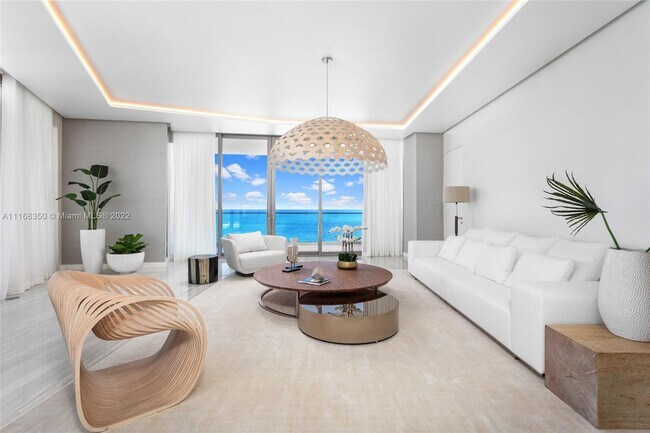 Foto del edificio - 18975 Collins Ave