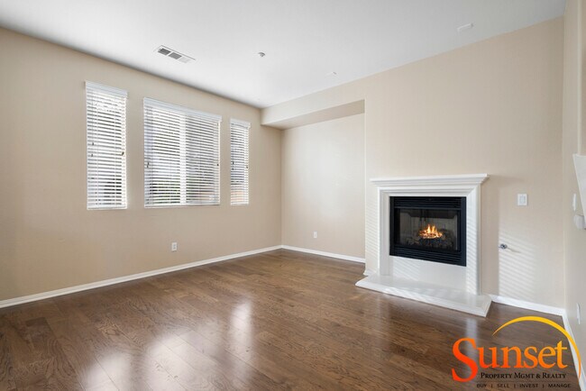 Foto del edificio - 10423 Whitcomb Way