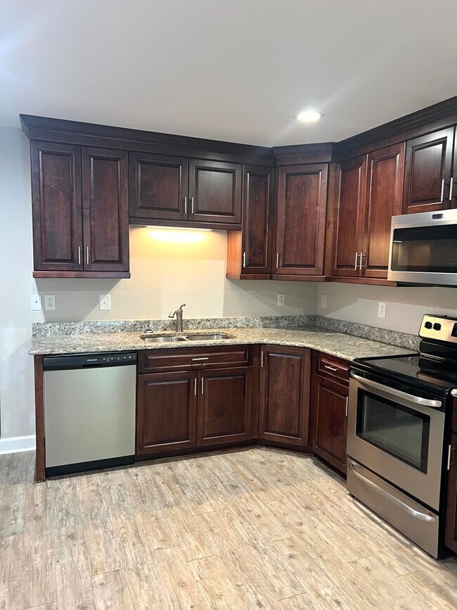 Foto del edificio - Duplex Apartment For Rent in Denver NC