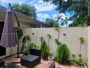 Building Photo - 3078 S Oakland Forest Dr