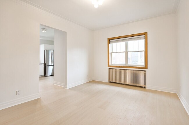 Photo du bâtiment - 965 Av. Pratt