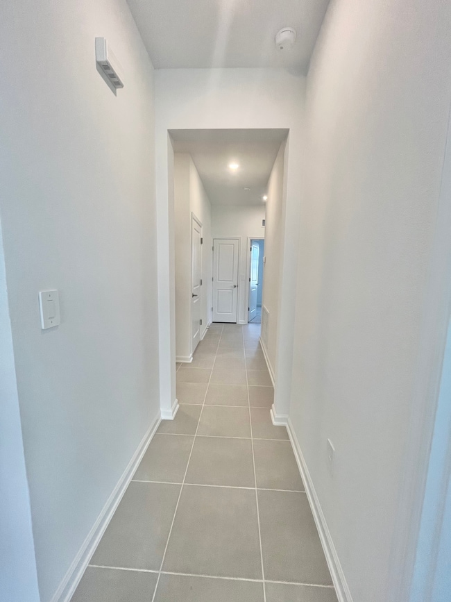 Hallway - 4309 Curacao Pl