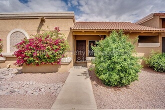 Building Photo - 20420 N 6th Dr
