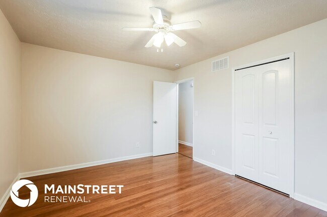 Building Photo - 6125 Park Rd