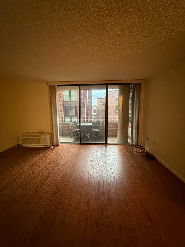 Foto del edificio - 2141 P St NW