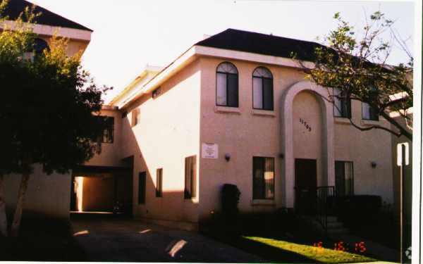 Foto principal - 11703 Truro Ave