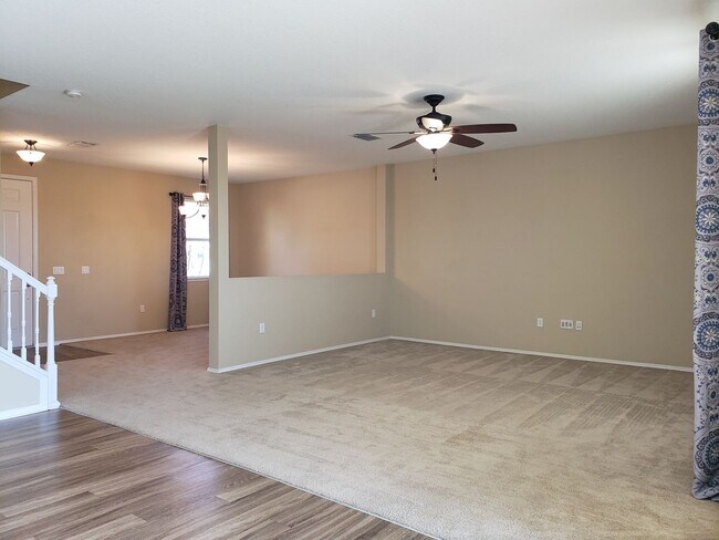 Foto del edificio - Spacious 2 story single family home in Arb...