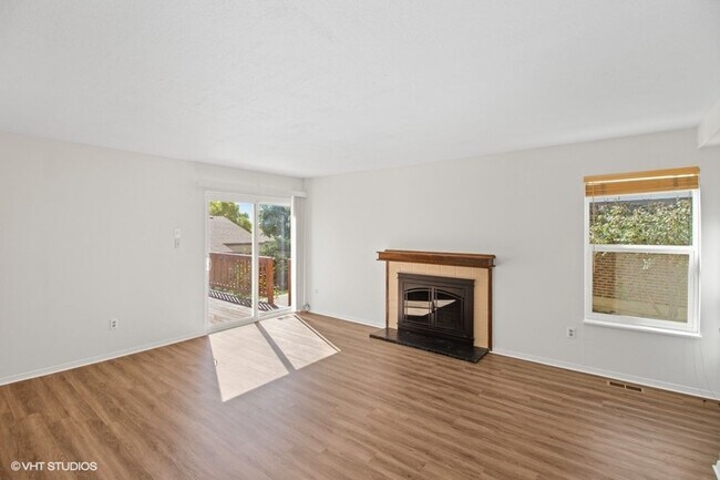 Foto del edificio - Beautiful 3 bedroom home in Arvada