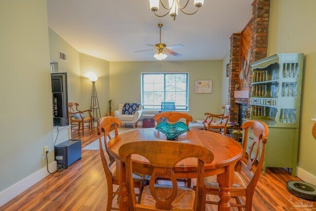 Foto del edificio - 1030 Alderwood Way