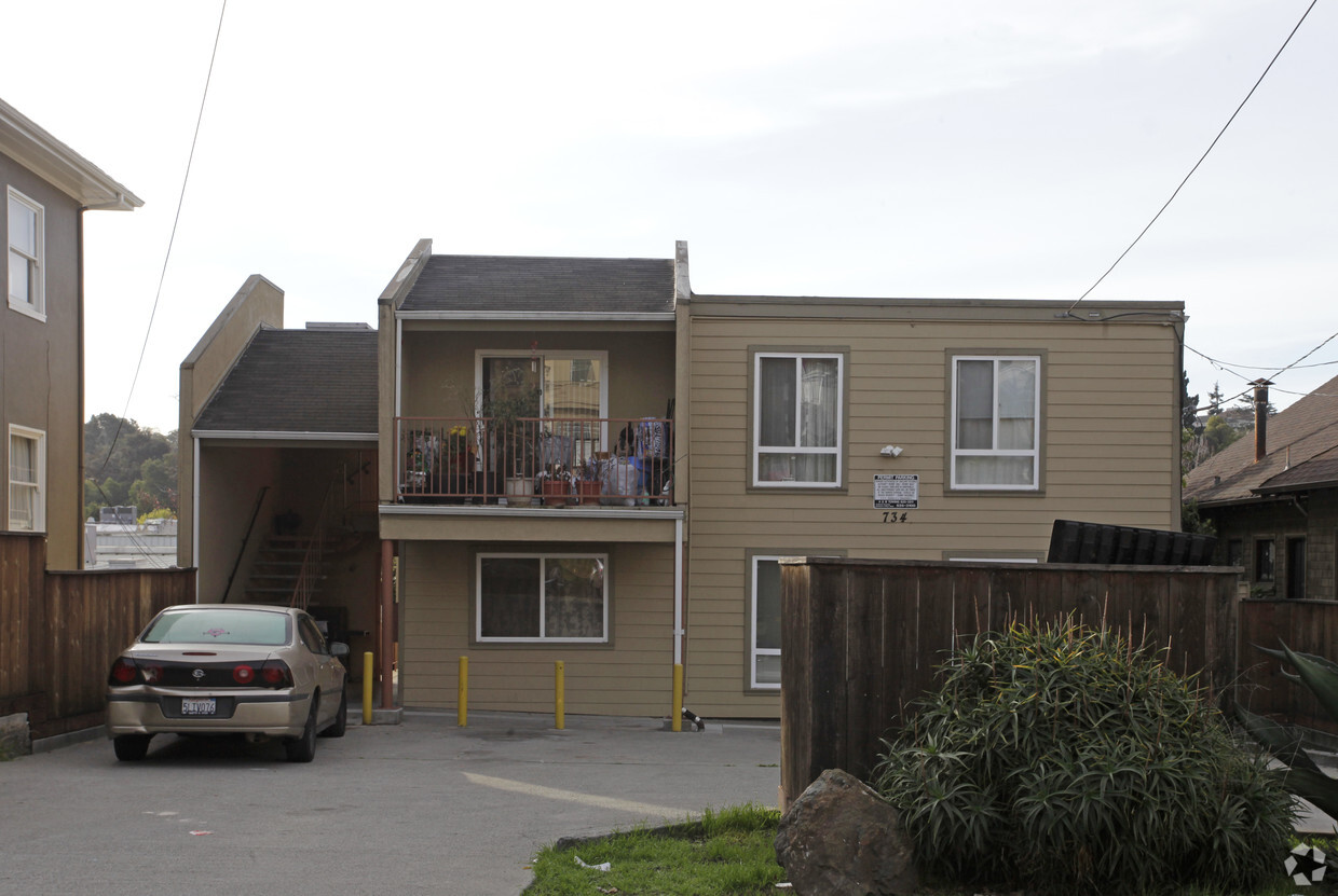 Building Photo - 734 Rand Ave