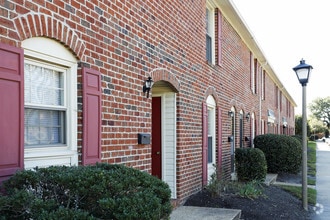 Welcome Home! - Cove Harbor Townhomes