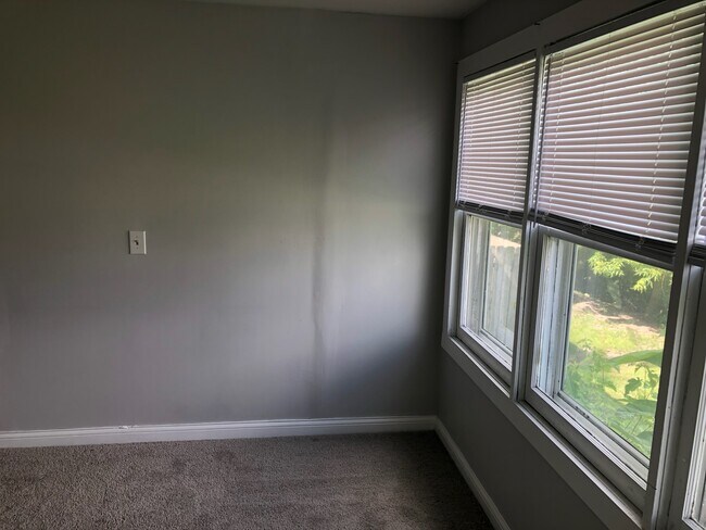 Foto del edificio - 557 Walnut St NE