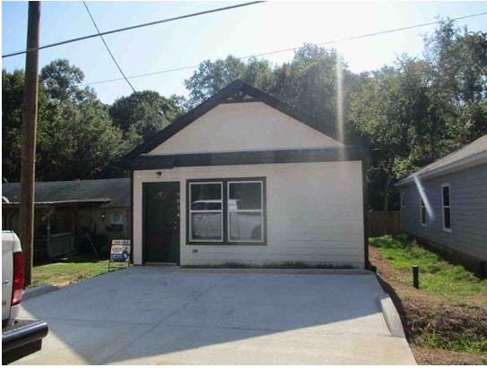 Building Photo - 9814 Arbor Oak