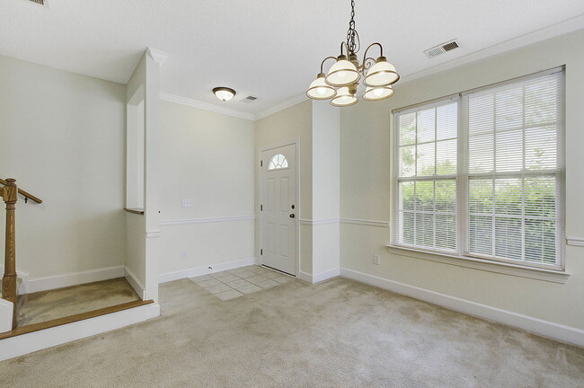 Building Photo - 3006 Sugarberry Ln