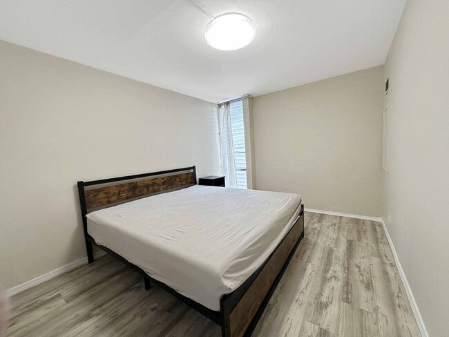 Foto del edificio - Salt Lake: 1 Bed, 1 Bath Condo w/ 1 Parkin...