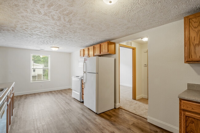 Building Photo - Fieldstone Apartments