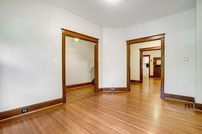 Building Photo - 1108 Lamont St NW