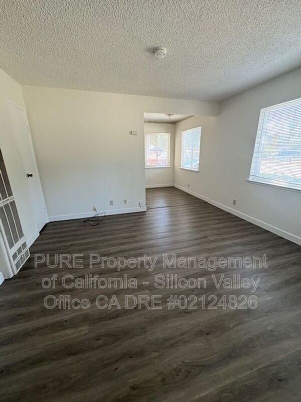 Photo - 998 College Dr Townhome