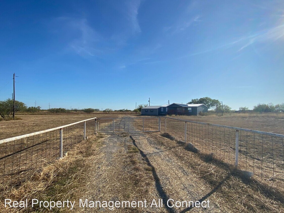 Primary Photo - 3 br, 2 bath House - 13315 FM 1854