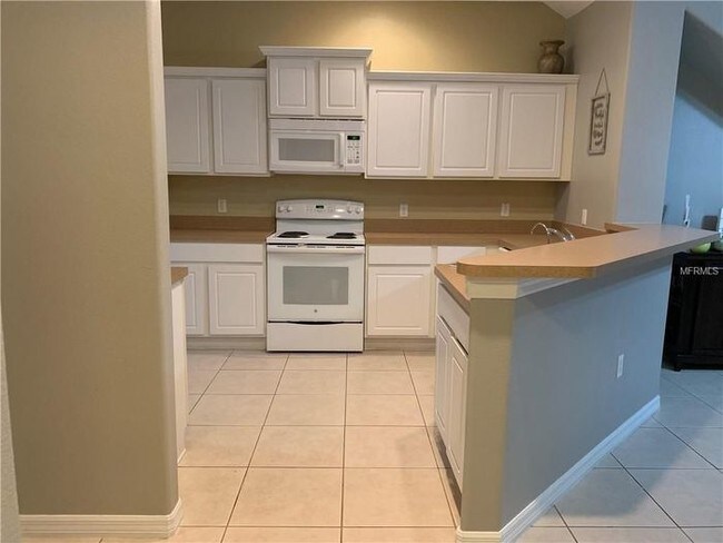 Building Photo - 4924 Poolside Dr, Saint Cloud, FL 34769