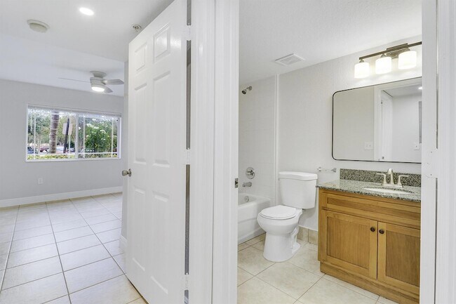 Foto del edificio - 171 SW Palm Dr