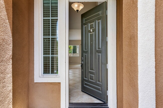 Building Photo - 33822 Temecula Creek Rd