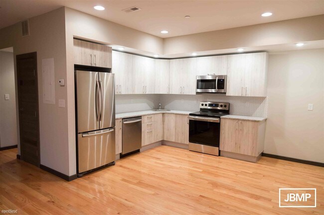 Foto del edificio - 2 br, 2 bath  - 2605 FEDERAL ST Unit E