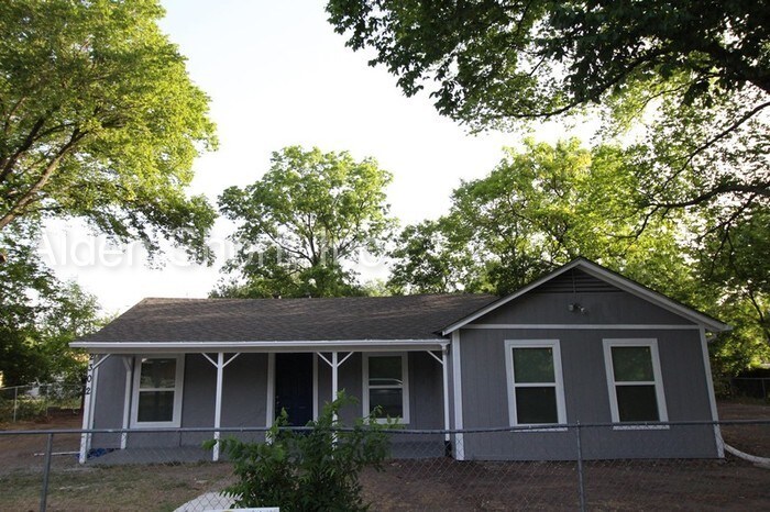 Primary Photo - 2/1 in Pleasant Grove