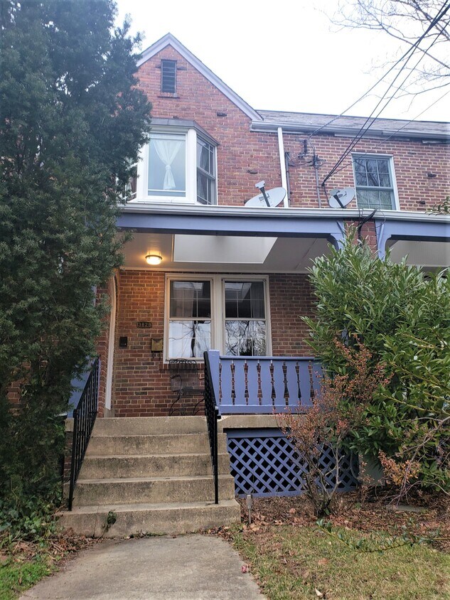 Photo - 3829 Calvert St NW (Washington, DC)