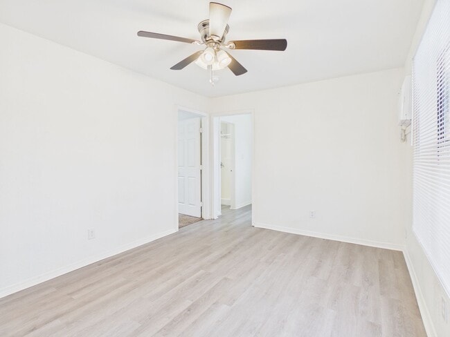 Foto del edificio - 1209 SW 20th Ave