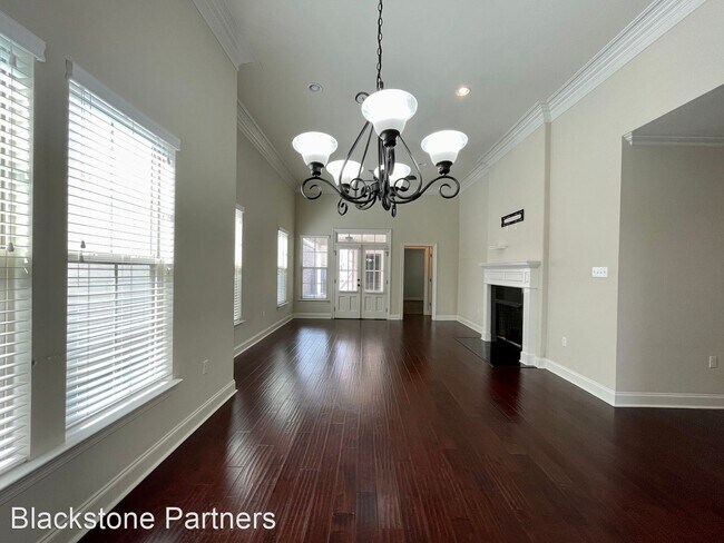 Building Photo - 4 br, 2 bath House - 15242 Hidden Villa Dr