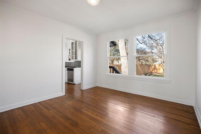 Foto del edificio - 1704 Northwood Rd