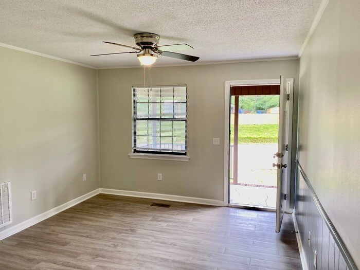2Bed/1Bath Duplex Ringgold, GA Remodeled Townhome Rentals in Ringgold GA