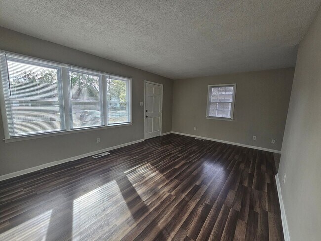 Foto del edificio - New Listing